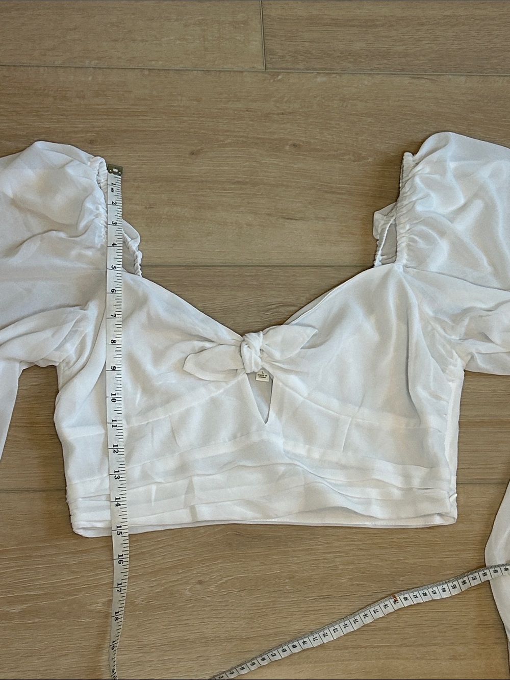 FOR LOVE & LEMONS trisha crop top in white balloon long sleeve size L - Picture 15 of 16